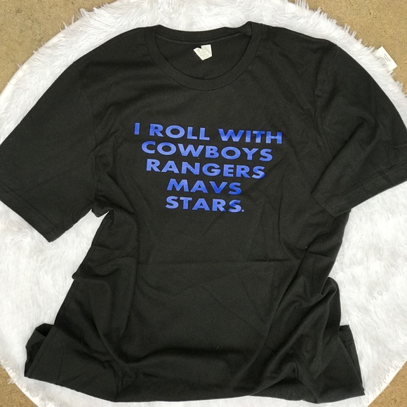 New men black shirt sleeve tshirt, size large. Cowboys Mavericks Rangers Stars - Picture 4 of 5